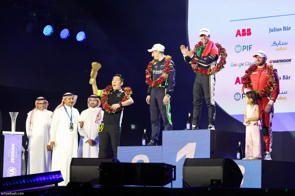 دا كوستا يحتفل