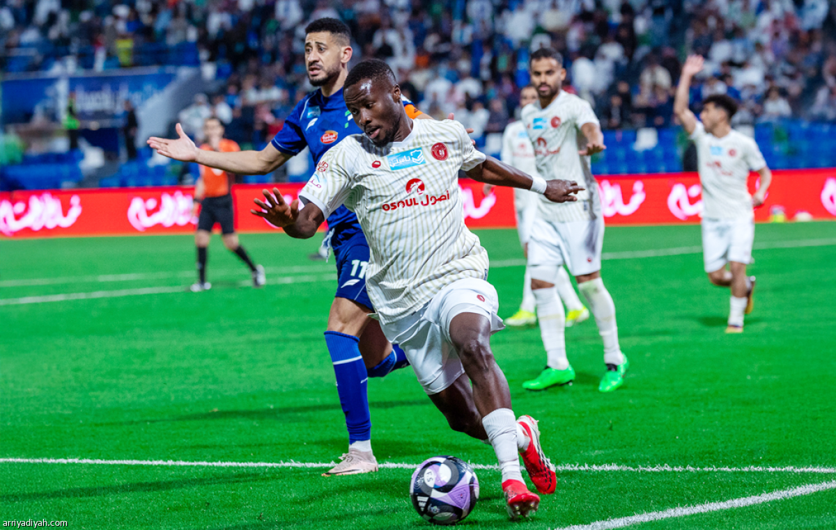 تعادل الفتح وضمك