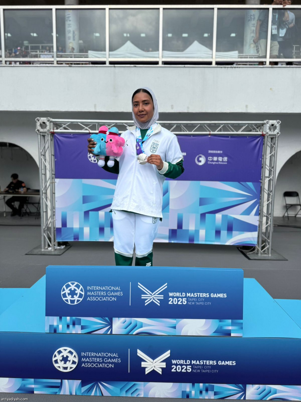 5 ميداليات