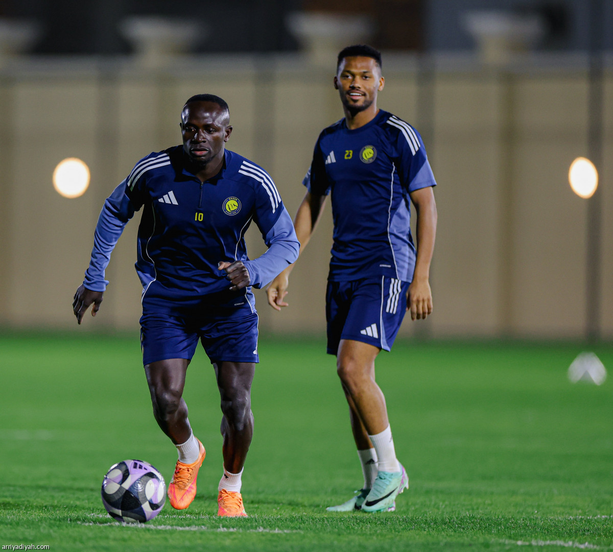 النصر يستأنف