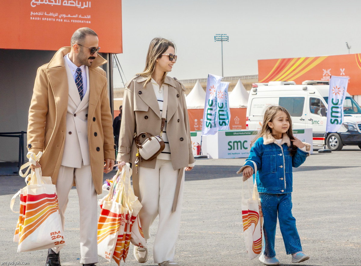 المتسابقون يتوافدون