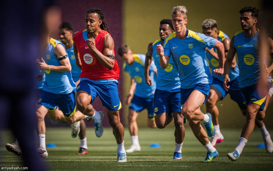 فليك: برشلونة بلا قيادة ميدانية