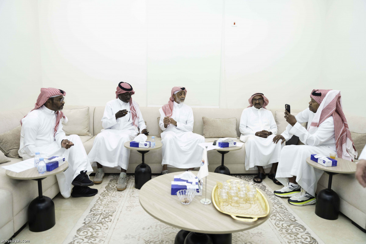 أصدقاء الأنيق