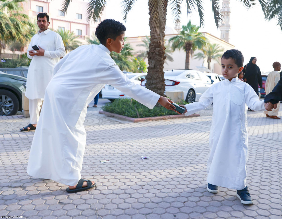 فرحة «العيدية»