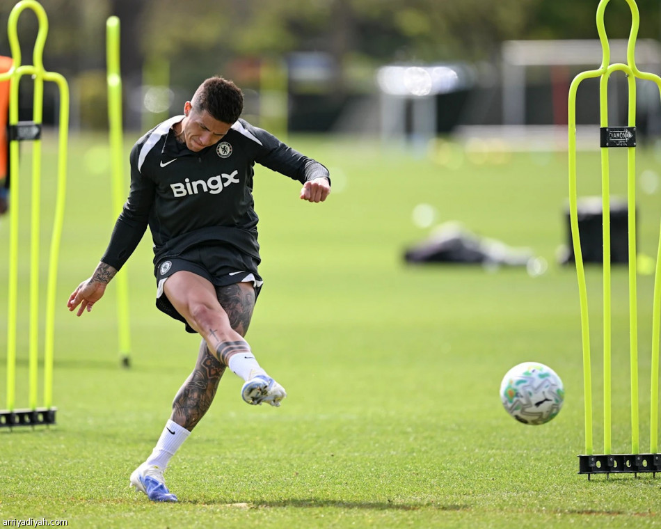 روسينيور: الوقت ينفد منا.. وفيرنانديز وتشالوباه جاهزان