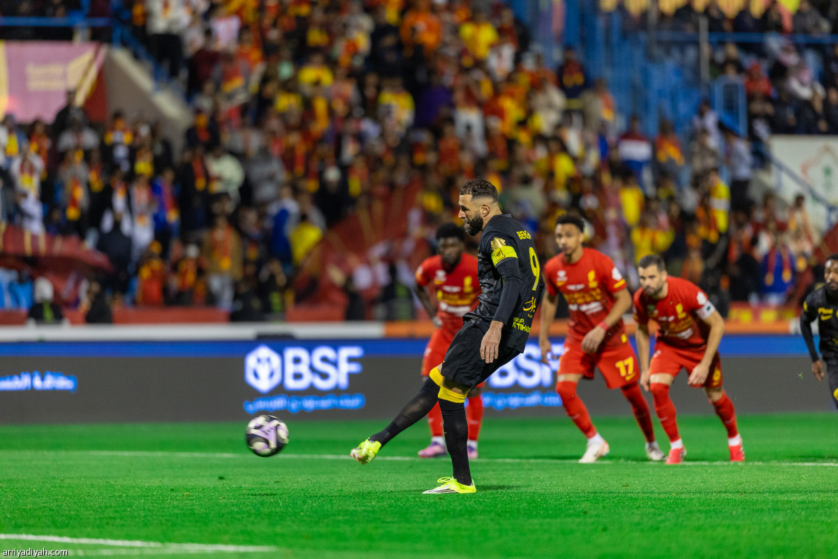 القادسية يواصل الفوز