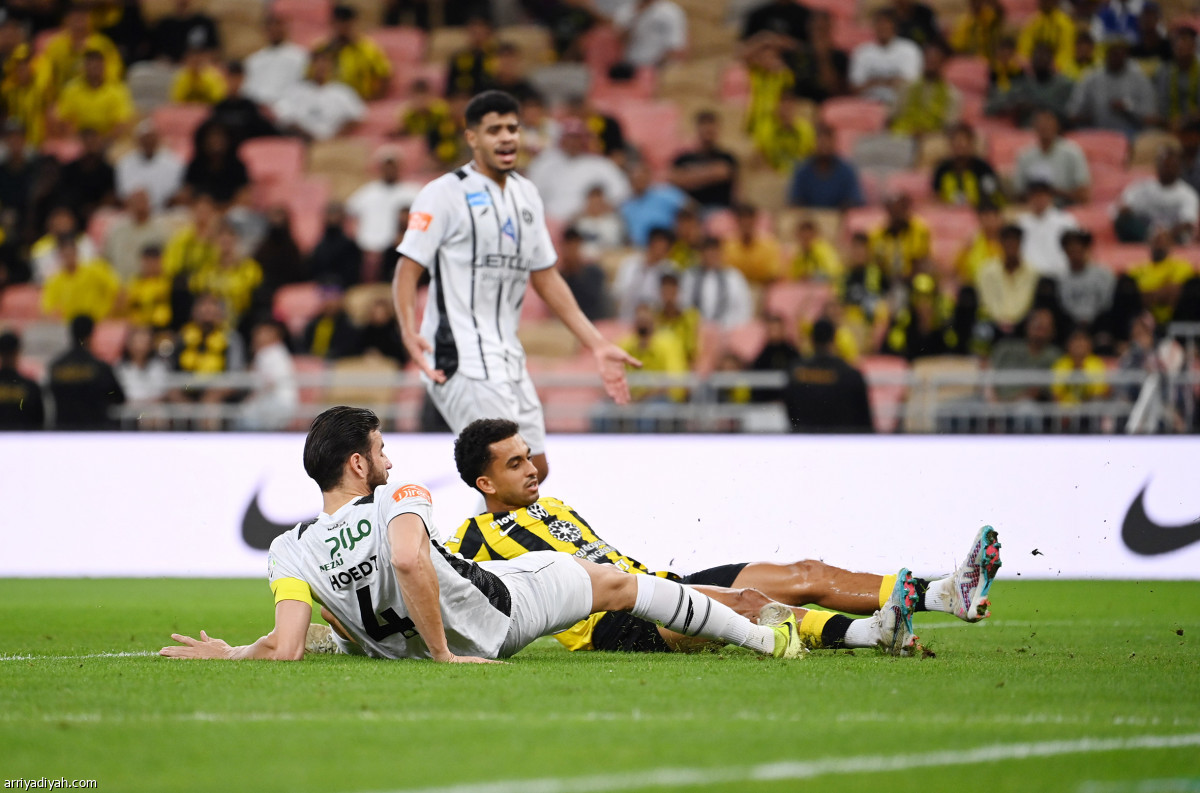 «النمور» تحتفل