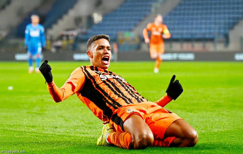 دوري المؤتمر.. بالاس وشاختار وماينز يكسون الجولة الأولى